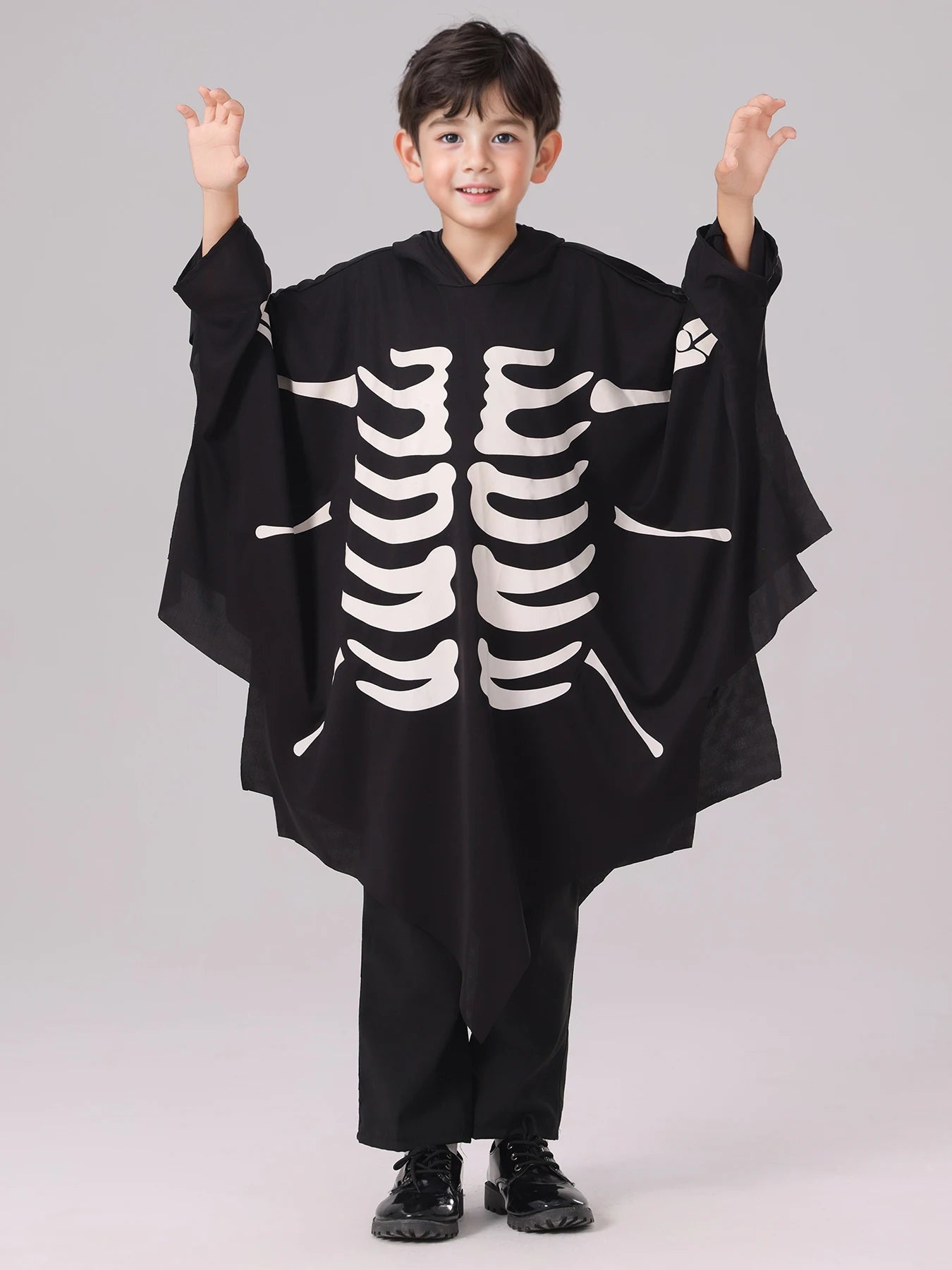 Glow In The Dark Kids Ghostly Bat Cape